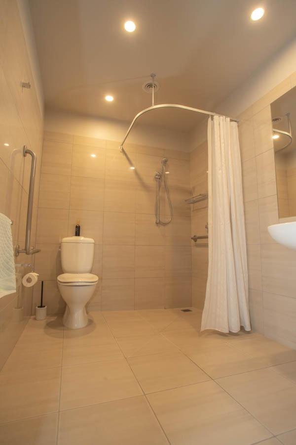 Dunluce Boutique B&B Те Анау Екстериор снимка