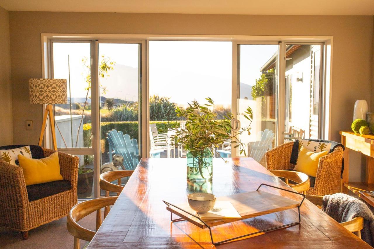 Dunluce Boutique B&B Те Анау Екстериор снимка